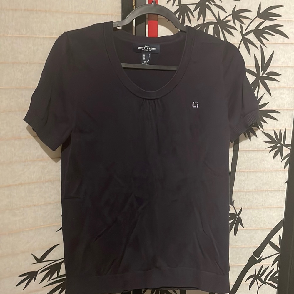 Chase Bank navy short sleeve sweater